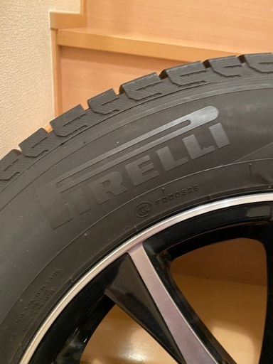 ピレリ　スタッドレスタイヤ/ホイール付　225/65/R17