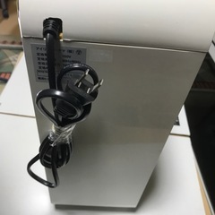 アイリスオーヤマペーパーシュレッダー美品の画像