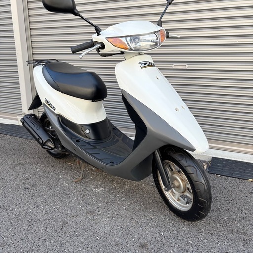 3091.高馬力2スト　ライブディオ　バッテリー、ミラー新品　千葉県柏市　即日配送可能