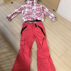 スキーウェアー　ピンク　Mサイズ　美品