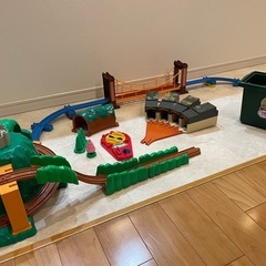 プラレールトーマス　どきどきマウンテン、ぐらぐらつり橋、たためる...