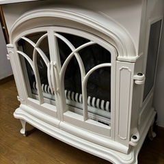 ニトリ 
ワイド型ファンヒーターNI IV BLT-999B-3-IV