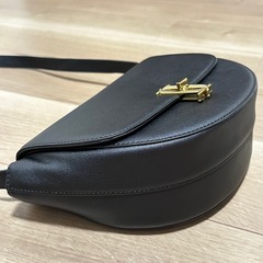 ショルダーバッグの画像