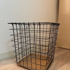 【無料】IKEA 人気のワイヤーバスケット