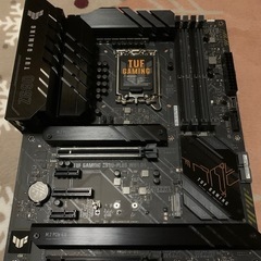 ASUS TUFGAMING Z690-PLUS D4 マザーボードの画像