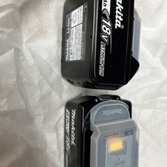 【値下げしました】マキタ 充電式ハンマドリル SDSプラスシャンク 18V 新品未使用品 バッテリー2個付きの画像