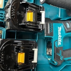 【値下げしました】マキタ 充電式ハンマドリル SDSプラスシャンク 18V 新品未使用品 バッテリー2個付きの画像