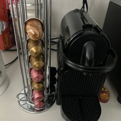 ネスプレッソ　コーヒーメーカー