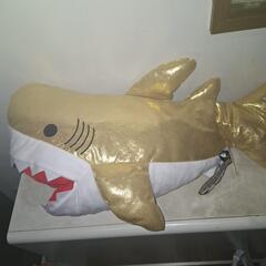 キラキラ　メガロドン　ウルトラBIGの画像