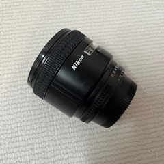Nikon カメラ　レンズ　　85mm　 f1.8の画像
