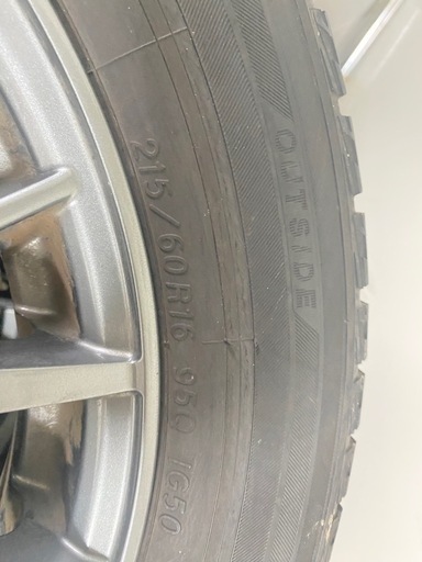 215\60r16 スタッドレス