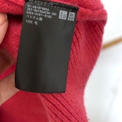 UNIQLO ニットの画像