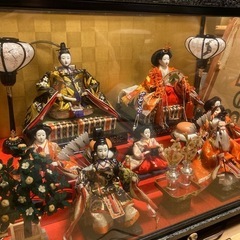 雛祭りに‼️雛人形  ひな人形 ガラスケース オルゴール、照明付き     の画像