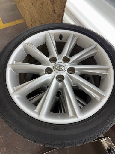 カムリ純正タイヤホイール