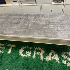 IKEA リバーシブルテーブル　NYBODA