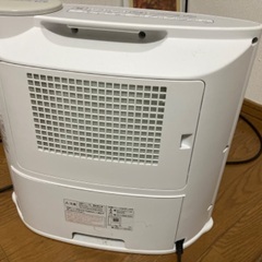 シャープ　加湿セラミックファンヒーターの画像