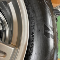 ランドクルーザープラド スタッドレスタイヤ　タイヤホイール4本セット　235/ 35R17の画像