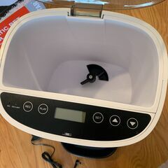未使用　KINGSTAR AUTOMATIC PET FEEDER PF-102 猫犬用 自動給餌器 カリカリマシーン オートフィーダの画像