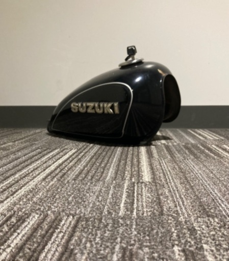 GN125 🏍️ ガソリンタンク ，コック付き キャップ & キー も♪ ( ˆoˆ