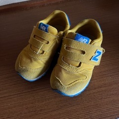 引き取り先決まりました。子供　靴の画像