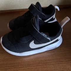 引き取り先決まりました。子供　靴の画像