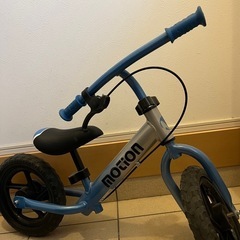 トレーニングバイク　ストライダー の画像