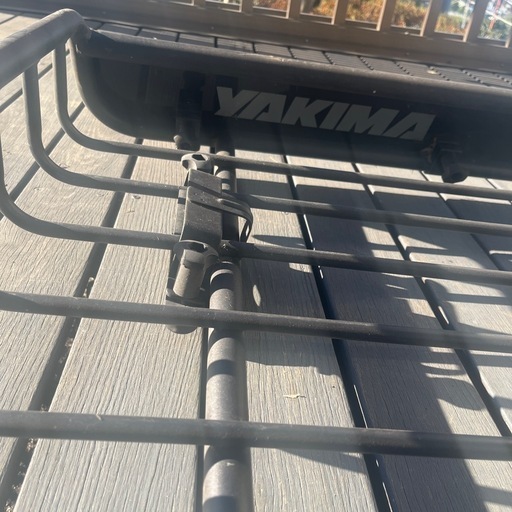 YAKIMA ルーフラック　