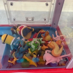 加湿器、おもちゃ等の画像