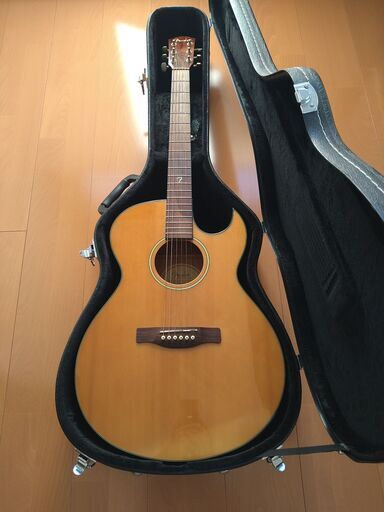 FENDERエレアコGDC-200SCE♪ハードケース付き