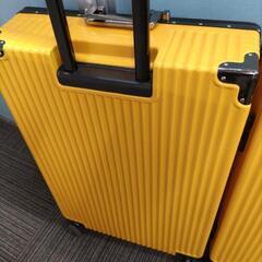 C.jutro キャリーケースの画像