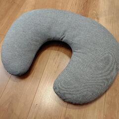 はぐまむ授乳クッション　グレーの画像