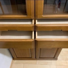 大手家具店で購入の食器棚の画像