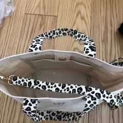値上げました、！Lee トートバッグヒョウ柄の画像