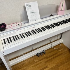 電子ピアノ売ります。
 