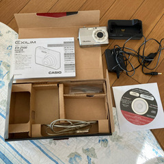 カシオ　ＣAS IO 液晶デジタルカメラ　2006年製　ジャンク