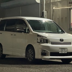 ヴォクシー　後期仕様  検査R7.4までの画像