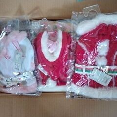 犬の服や小物などポンポリースの商品箱詰めの画像