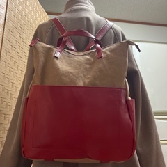 お値下げしました。【使用1度】レディースリュック本革の画像