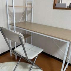 【決まりました】アイリスオーヤマ　ラック付きPCデスク
