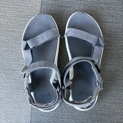 無料　teva サンダル　24