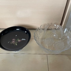 食器類と収納BOXなどセット売りの画像