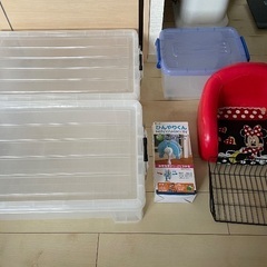 食器類と収納BOXなどセット売り