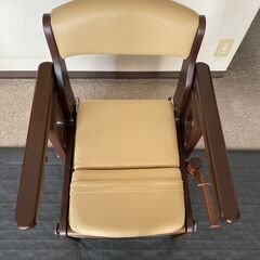 【新品同様】安寿 家具調スマートトイレNEOはねあげタイプ　ソフト便座の画像