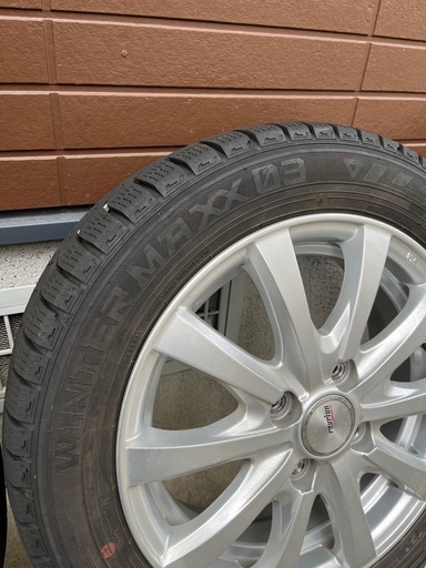 【美品】155/65R14ウインターMAXスタッドレスタイヤ バリ溝