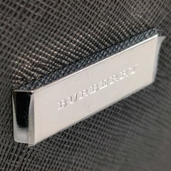【未使用に近い】バーバリー クラッチバッグ サフィアーノレザー ロゴ 黒 箱付きの画像