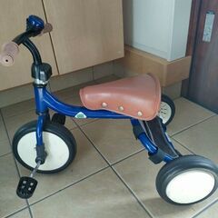 三輪車