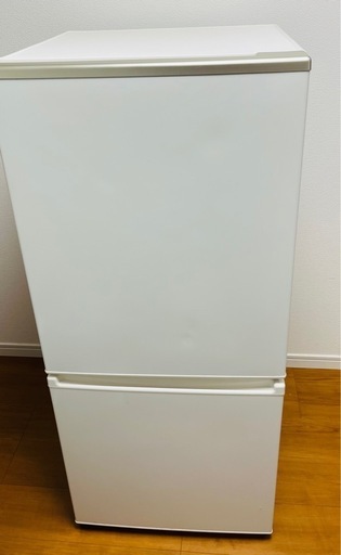 AQUA ノンフロン冷蔵庫・冷凍庫 168L　AQR-17JBK（W)