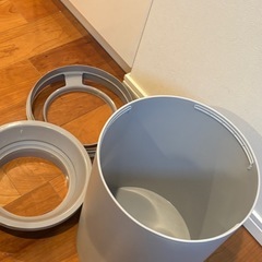 【無料】オムツ用ゴミ箱の画像