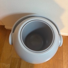 【無料】オムツ用ゴミ箱の画像