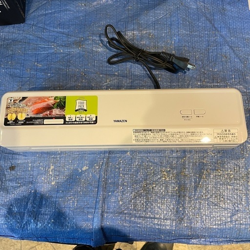 【引き取り限定】フードパックシーラー　真空パック器　真空シーラー　密封　山善　YAMAZEN YVD-101(W) 2019年製　フィルム付属　中古品　美品　札幌　手稲区